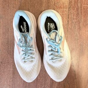 Brooks Women's Ghost Max Running Shoe — 9.5